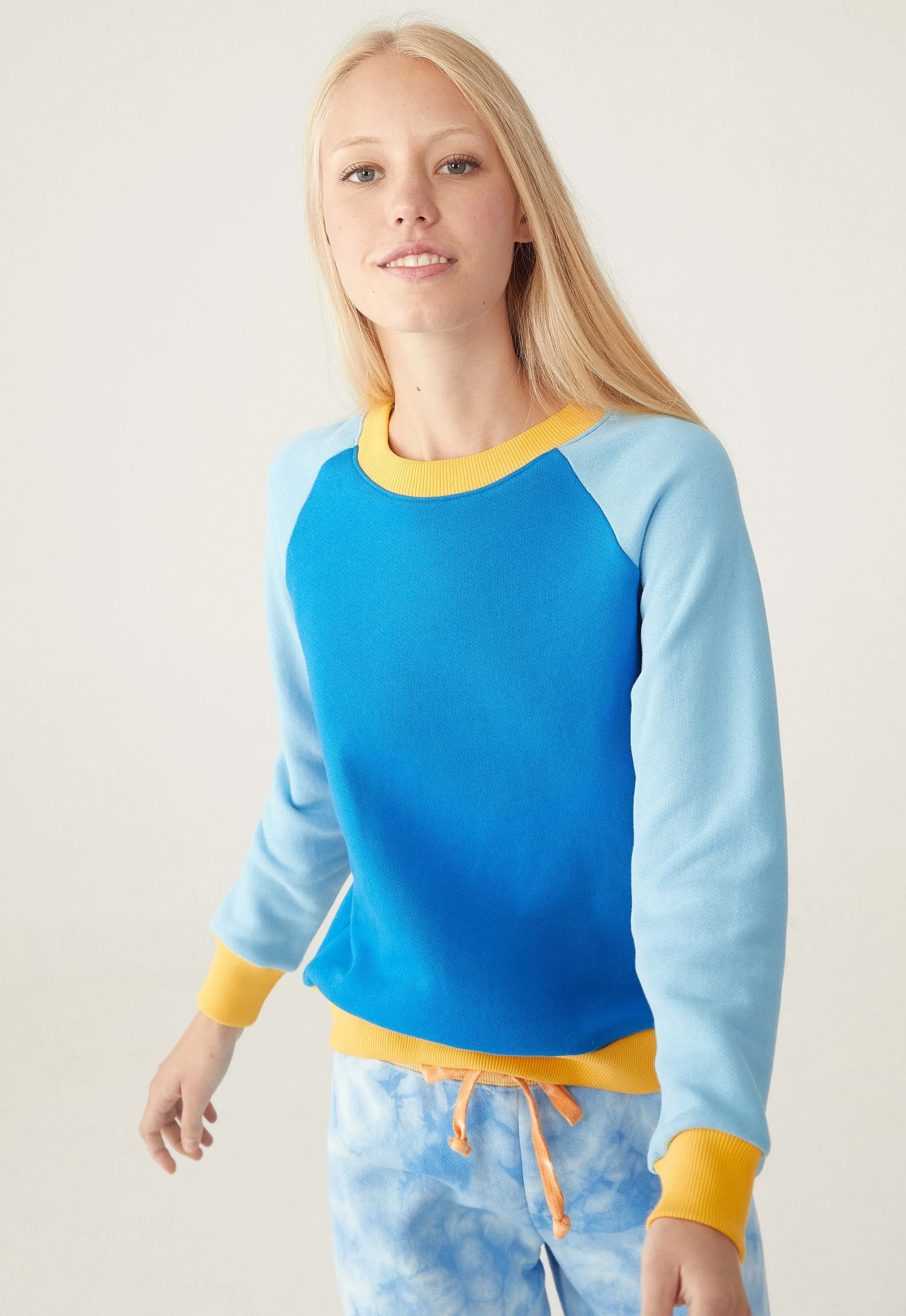 Crewneck