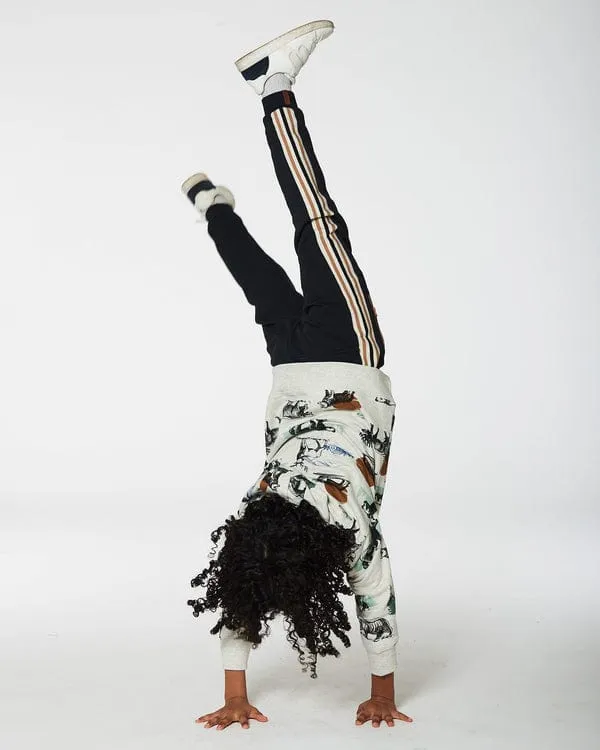 Deux Par Deux Fleece Sweatpants with Contrast Side Rib Band & Zip Pockets in Anthracite