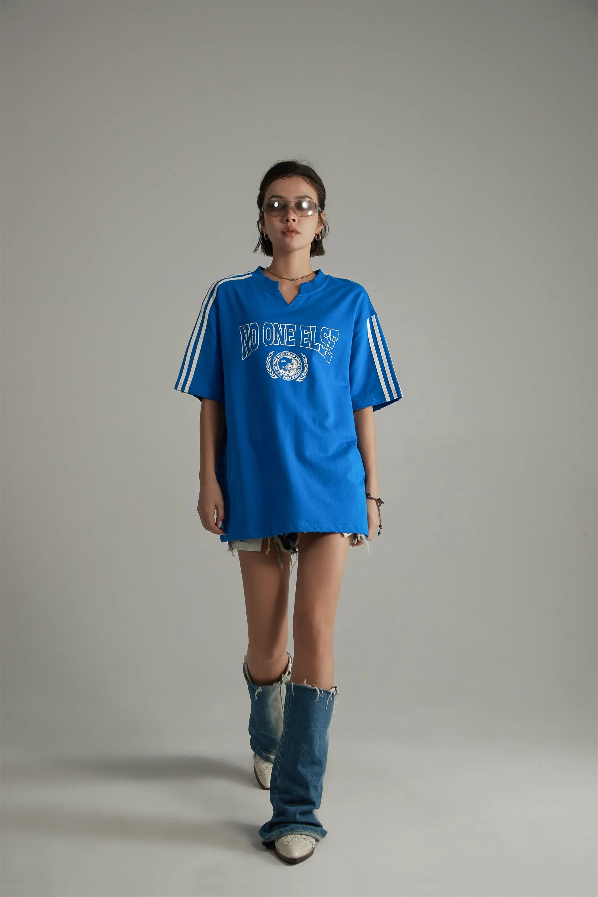Noe Team Open Collar Loose Fit T-Shirt