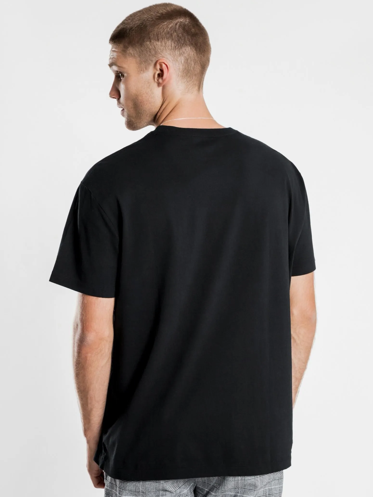 POLO RALPH LAUREN MENS SHORT SLEEVE T-SHIRTS | CLASSIC FIT T-SHIRT IN BLACK, SZ L! RETAILS $55US 