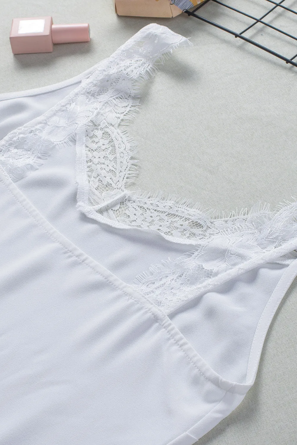Solid Lace Splicing Sleeveless Top