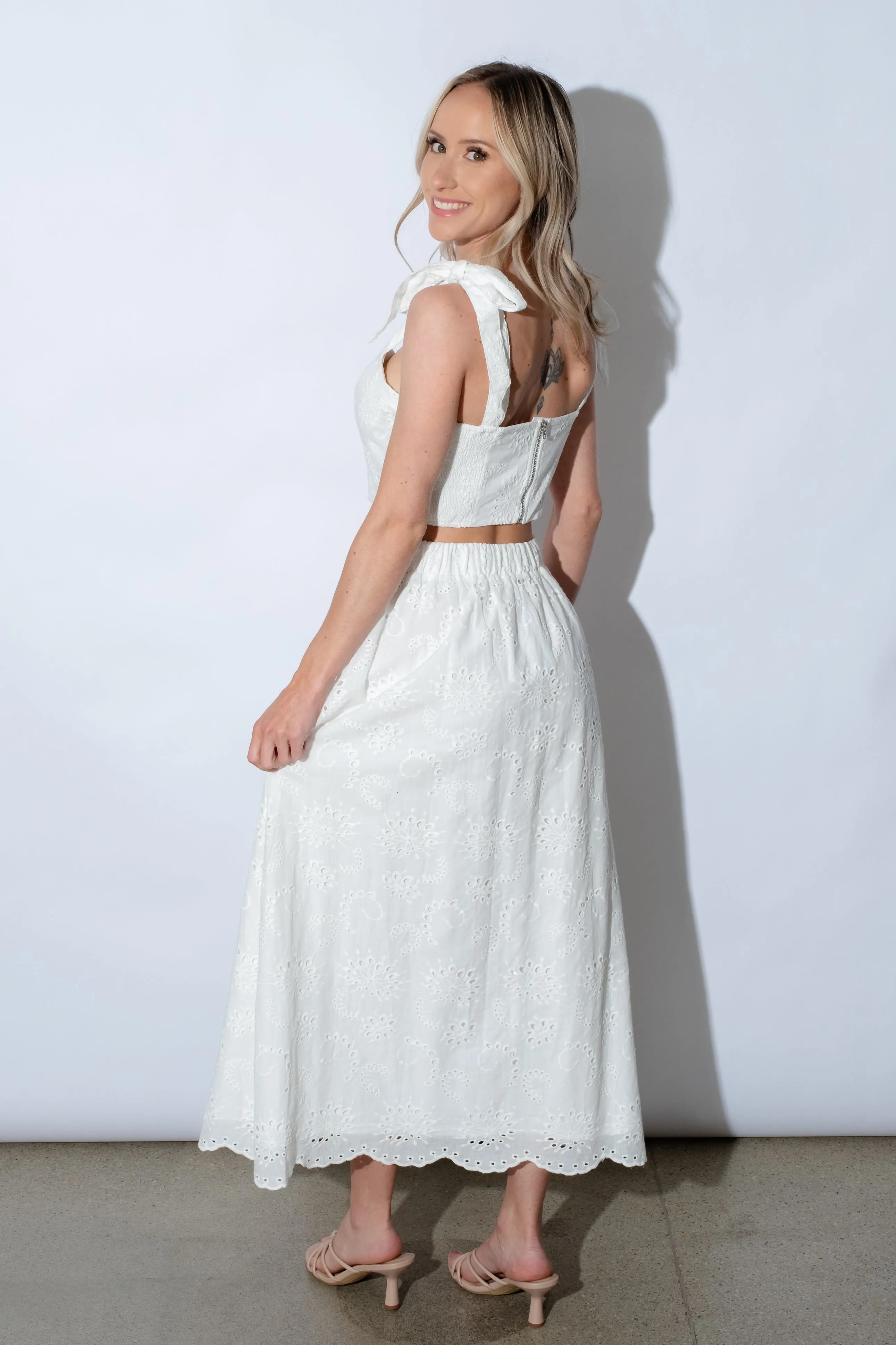 Tayla Eyelet Sweetheart Top