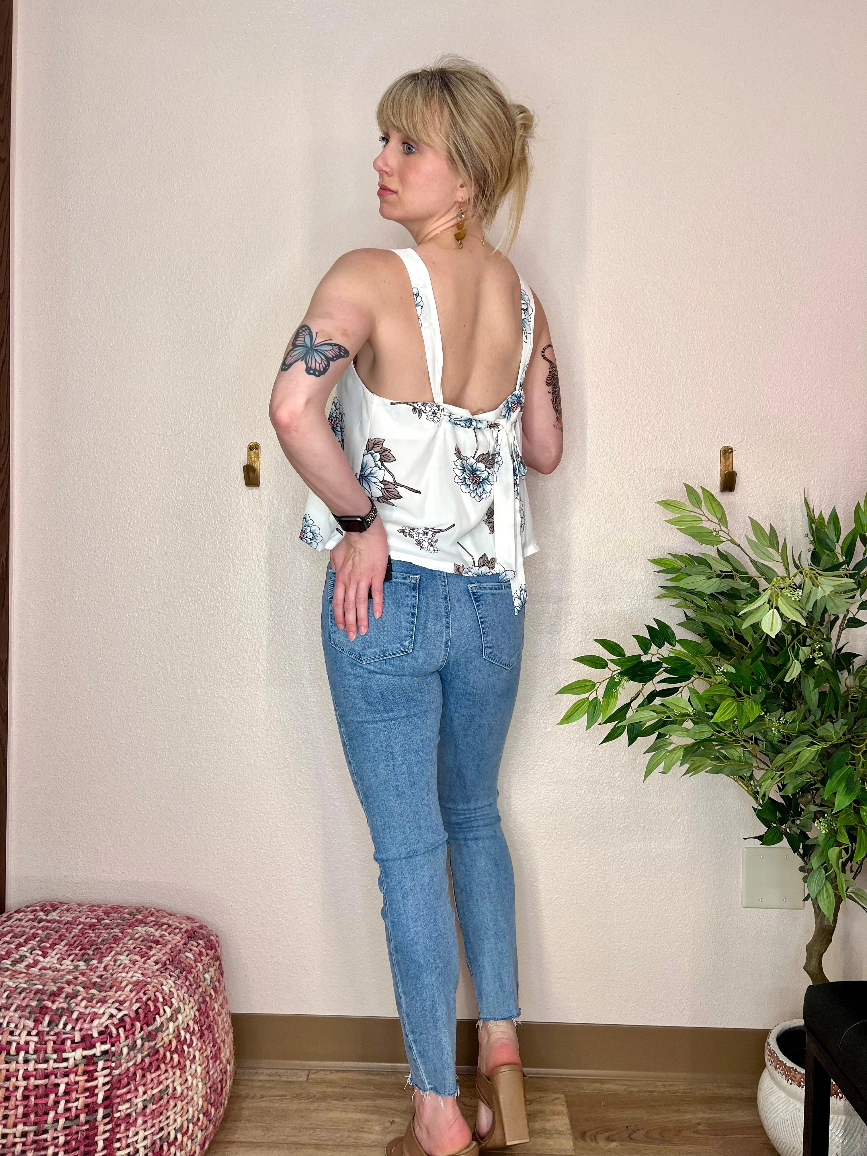 White Flower Tie Tank Blouse